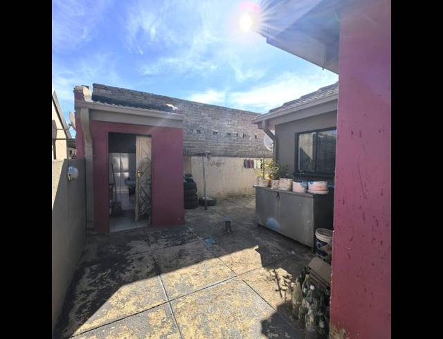 3 BEDROOM HOUSE FOR SALE IN GLEN RIDGE